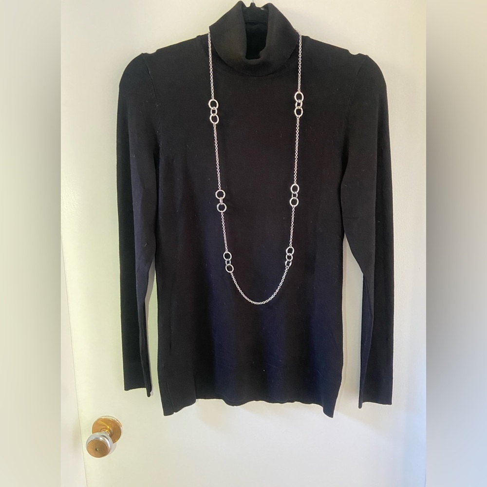 ⭐️💲5 add-on⭐️ 🩶 long silver necklace